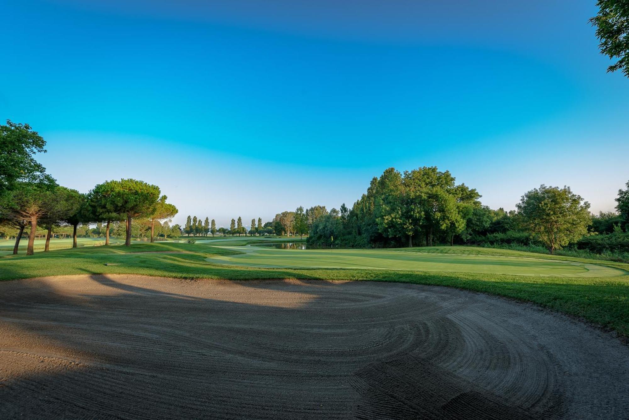 Hotel Golf Inn Lignano Sabbiadoro Buitenkant foto