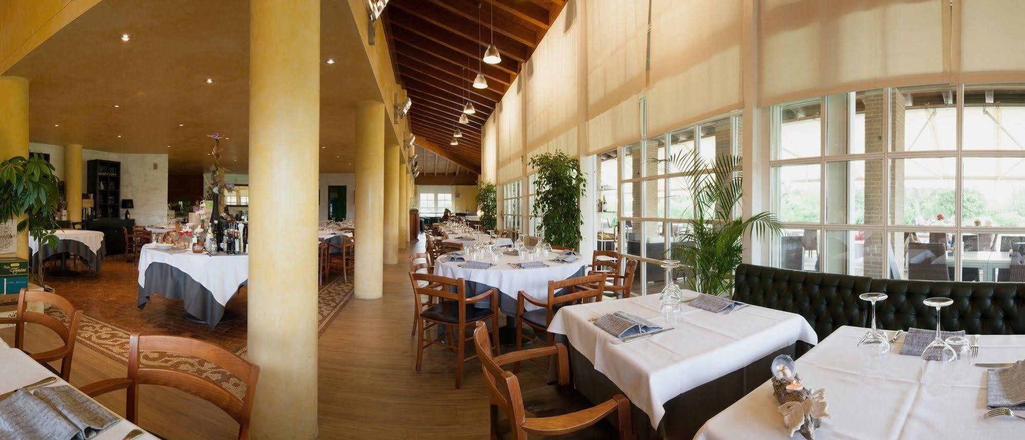 Hotel Golf Inn Lignano Sabbiadoro Buitenkant foto